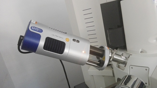 Nuevo-detector-en-el-SGI-de-Microscopía.jpg